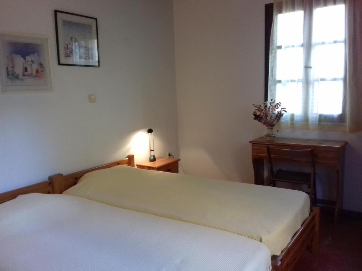 Ikarian Centre guesthouse Evdilos  Extérieur photo